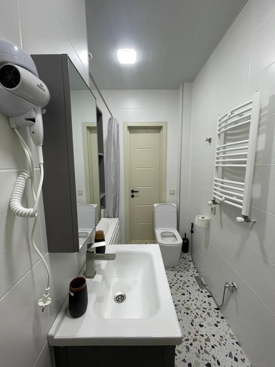 Guest House Nima Kutaisi Exterior photo