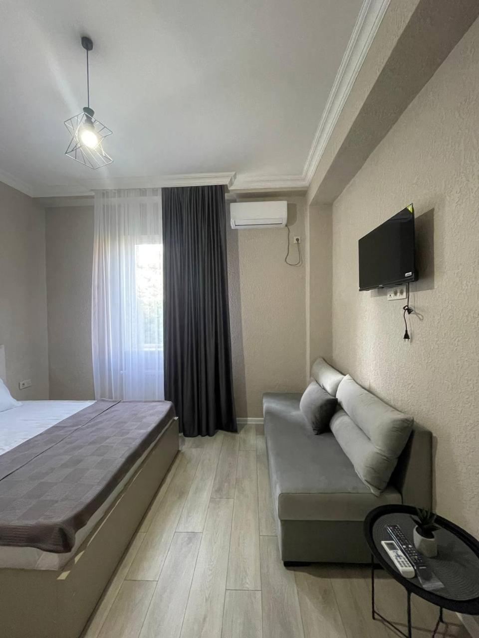 Guest House Nima Kutaisi Exterior photo